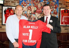 Alan Kelly and The Claw (E) -1